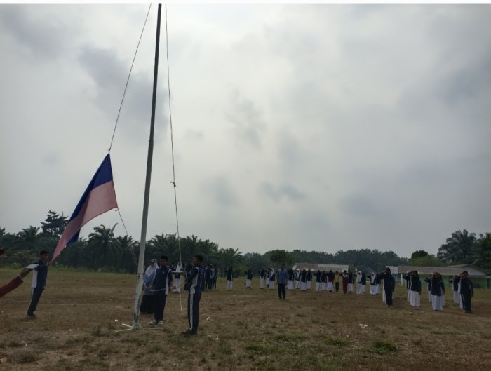 Jelang HUT Kemerdekaan, Paskib MTsN 4 Bungo Tingkatkan Intensitas Latihan