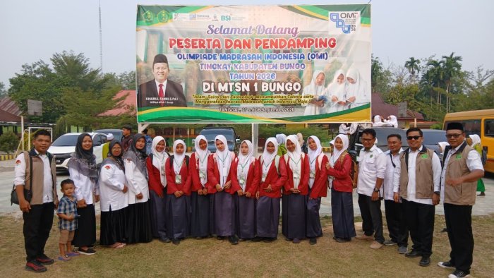 Kepala MTsN 4 Bungo Apresiasi dan ucapkan terima kasih Kepada pembina serta Pendamping OMI 2026 Kepala MTsN 4 Bungo Apresiasi dan ucapkan terima kasih Kepada pembina serta Pendamping OMI 2026