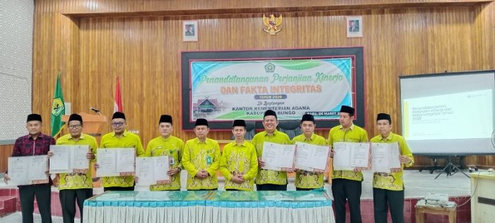 Kepala MTsN 4 Bungo Dengarkan Arahan Kepala Kemenag Bungo, Pasca Tanda Tangan Perkin 2026