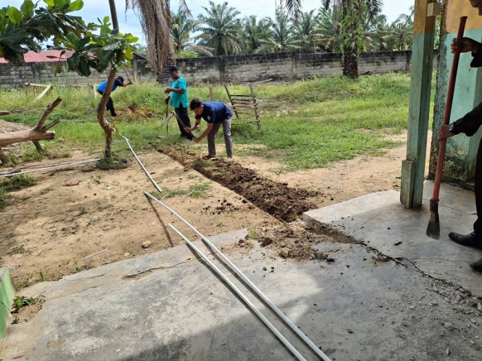 MTsN 4 Bungo Tingkatkan Sarana Fasilitas Pengairan untuk Kebutuhan Siswa MTsN 4 Bungo Tingkatkan Sarana Fasilitas Pengairan untuk Kebutuhan Siswa