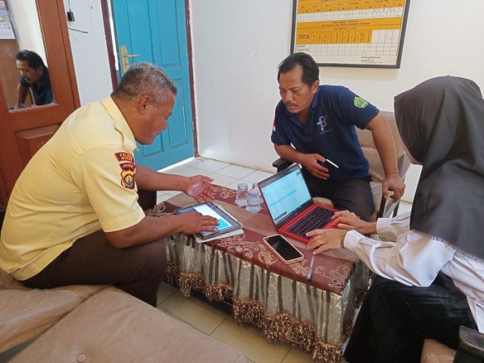 Kaur. TU MTsN 4 Bungo Adakan Bimbingan SKP untuk Pegawai PPPK Paruh Waktu Kaur. TU MTsN 4 Bungo Adakan Bimbingan SKP untuk Pegawai PPPK Paruh Waktu