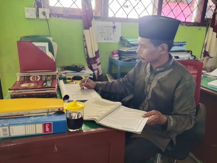 Persiapan Matang Guru Bahasa Arab MTsN 4 Bungo untuk Tingkatkan Kualitas Belajar Siswa Persiapan Matang Guru Bahasa Arab MTsN 4 Bungo untuk Tingkatkan Kualitas Belajar Siswa