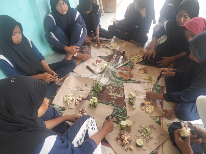 Kegiatan Memasak Kembangkan Bakat Siswa MTsN 4 Bungo Kegiatan Memasak Kembangkan Bakat Siswa MTsN 4 Bungo