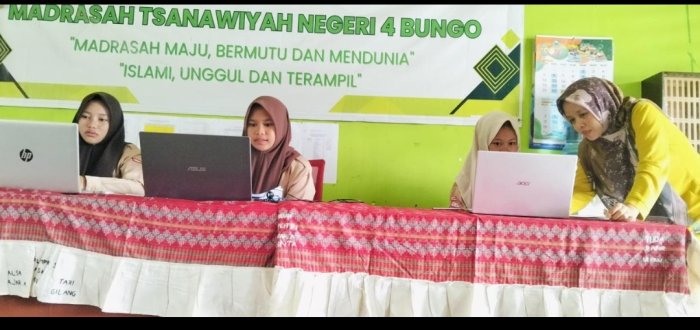H-3 Puncak OMI Kabupaten Bungo, Pembimbing MTsN 4 Bungo Uji Kesiapan Siswa Lewat Simulasi H-3 Puncak OMI Kabupaten Bungo, Pembimbing MTsN 4 Bungo Uji Kesiapan Siswa Lewat Simulasi