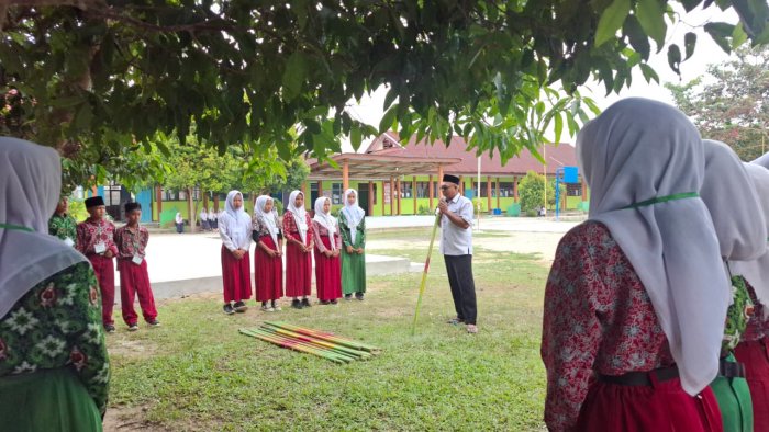 Seru dan Edukatif! Kepala MTsN 4 Bungo Kolaborasikan Wawasan Wiyata Mandala dengan Outbound Kepemimpinan