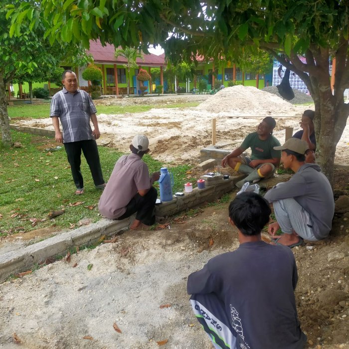 Kado Spesial Pasca Libur! MTsN 4 Bungo Kebut Pembangunan Sarana Olahraga Baru