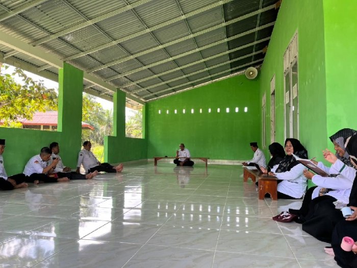 Wajah Baru Mushalla MTsN 4 Bungo: Dari Tempat Ibadah Hingga Ruang Rapat yang Menyejukkan