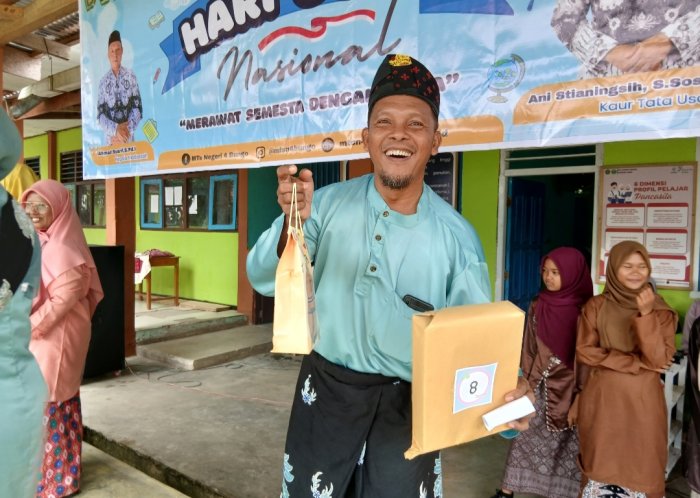 Bukan Dilihat dari Besar Kecilnya dan Bukan juga Mahal Murahnya, Tetapi Arti Kebersamaan dan Kepedulian Bukan Dilihat dari Besar Kecilnya dan Bukan juga Mahal Murahnya, Tetapi Arti Kebersamaan dan Kepedulian