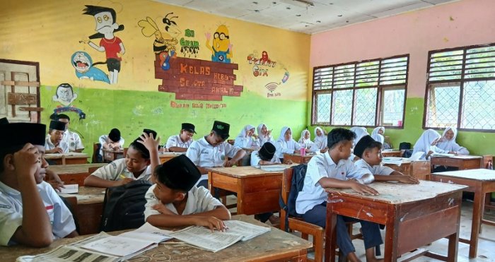 Siswa Kelas VIIIb MTsN 4 Bungo Bedah Soal Sumatif Mata Pelajaran IPS Siswa Kelas VIIIb MTsN 4 Bungo Bedah Soal Sumatif Mata Pelajaran IPS