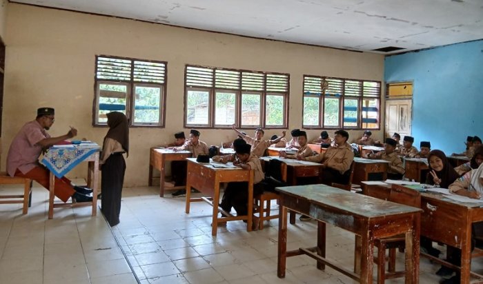 Guru MTsN 4 Bungo, H. Sumadiyana: Hormat dan Patuh kepada Orang Tua Kunci Sukses Dunia Akhirat