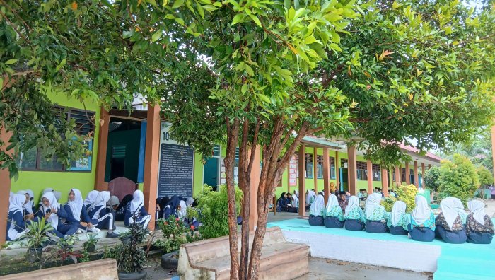 Pengajian Jumat Pagi Minggu Ke-2 MTsN 4 Bungo Menyelami Makna Surah Al-Balad Pengajian Jumat Pagi Minggu Ke-2 MTsN 4 Bungo Menyelami Makna Surah Al-Balad