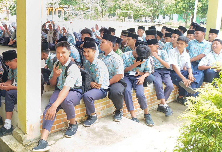 SMK N 3 Bungo Tawarkan Program PPDB Menarik ke Siswa MTsN 4 Bungo SMK N 3 Bungo Tawarkan Program PPDB Menarik ke Siswa MTsN 4 Bungo