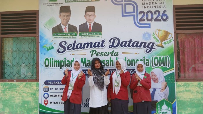 Tetap Bangga, Pendamping OMI Bidang Study IPA MTSN 4 BUNGO Apresiasi Perjuangan Siswa