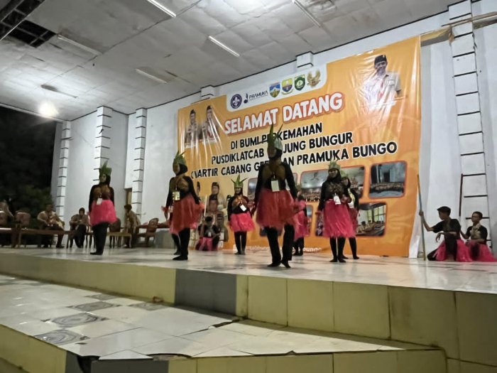 Penampilan Unik MTsN 4 Bungo di Lomba Pensi Jambore Cabang Bungo Curi Perhatian Penonton
