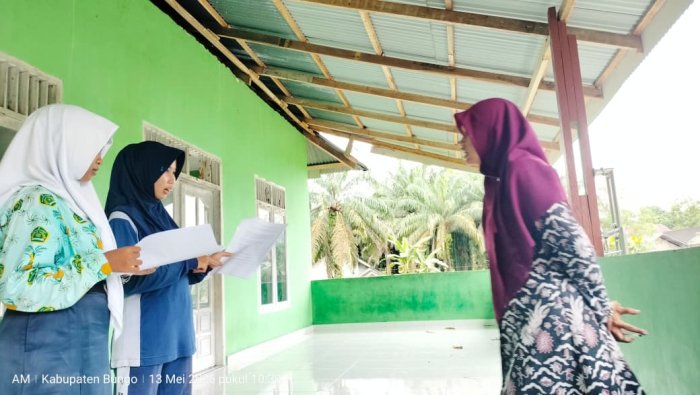 Asah Kemampuan Retorika, Panitia MTsN 4 Bungo Gembleng Persiapan MC Jelang Perpisahan Siswa Asah Kemampuan Retorika, Panitia MTsN 4 Bungo Gembleng Persiapan MC Jelang Perpisahan Siswa
