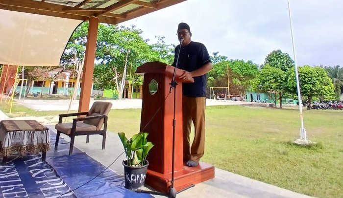 MTsN 4 Bungo Gelar Peringatan Maulid Nabi, Kepala Madrasah Ajak Teladani Akhlak Rasulullah