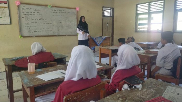 Guru Ajak Siswa Kelas VII Pahami Konsep Faktor Bilangan Bulat dengan Aktif dan Menyenangkan