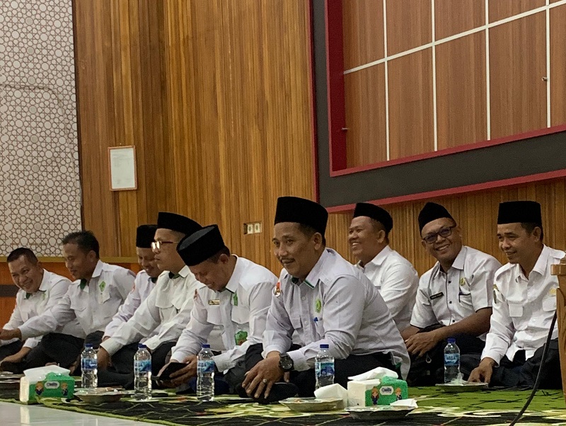 Kepala MTSN 4 Bungo Hadiri Tasyakuran ASN PPPK Tahap I Kepala MTSN 4 Bungo Hadiri Tasyakuran ASN PPPK Tahap I