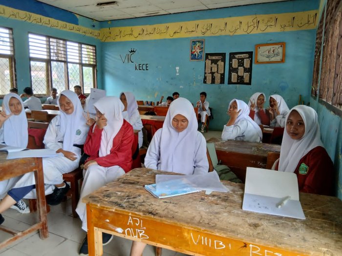 Menguatkan Karakter Religius, Kelas 9C Pelajari Doa Setelah Salat Menguatkan Karakter Religius, Kelas 9C Pelajari Doa Setelah Salat