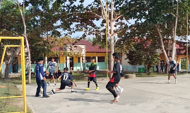 Pasca-Assesmen Akhir, MTsN 4 Bungo Gelar Class Meeting Penuh Keseruan Pasca-Assesmen Akhir, MTsN 4 Bungo Gelar Class Meeting Penuh Keseruan