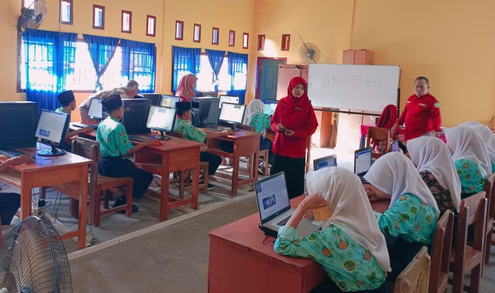 Pelaksanaan ANBK Hari Pertama di MTsN 4 Bungo Berjalan Lancar Pelaksanaan ANBK Hari Pertama di MTsN 4 Bungo Berjalan Lancar