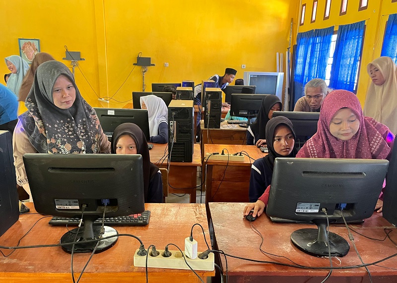 MTS N 4 Bungo Berhasil Gelar Simulasi ANBK 2025 dengan Sukses MTS N 4 Bungo Berhasil Gelar Simulasi ANBK 2025 dengan Sukses