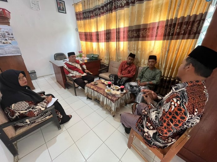 Rapatkan Barisan, Pimpinan Madrasah dan Pengurus Ranting NU Daya Murni Luncurkan Program Bersama