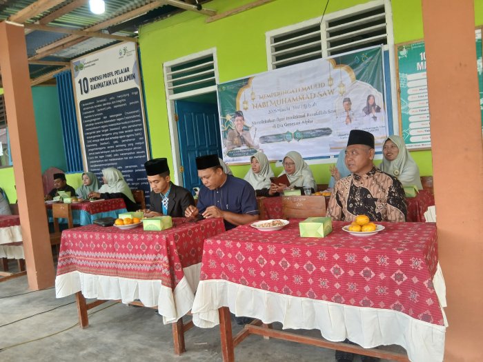 Peringatan Maulid Nabi Muhammad SAW di MTsN 4 Bungo:Merefleksikan Figur Intelektual Rasulullah SAW di Era Generasi Alpha