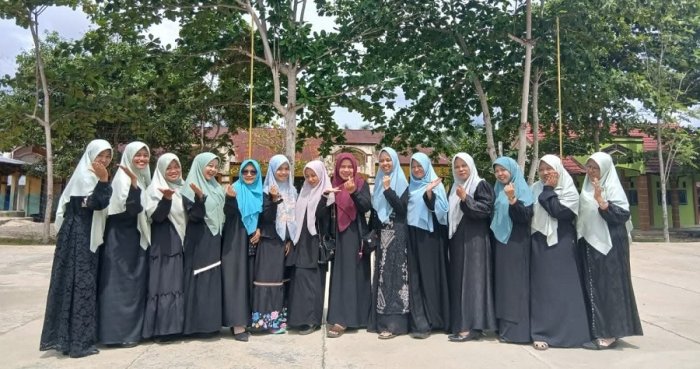 Kepala MTsN 4 Bungo Ajak DWP Madrasah Berperan Aktif Sukseskan Hari Santri Kepala MTsN 4 Bungo Ajak DWP Madrasah Berperan Aktif Sukseskan Hari Santri