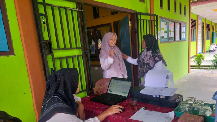 Satu Kata untuk Panitia TKA MTsN 4 Bungo: Luar Biasa! Satu Kata untuk Panitia TKA MTsN 4 Bungo: Luar Biasa!