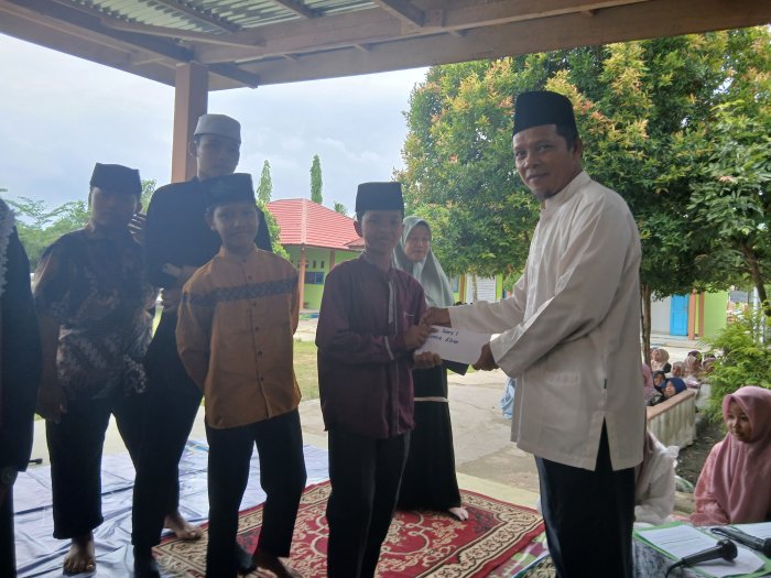 Peringatan Maulid Nabi Muhammad Saw di MTsN 4 Bungo, Lima Siswa Raih Juara Lomba Azan