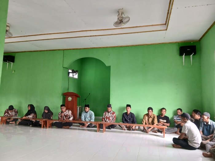 Perkuat Sinergi Pendidikan, MTsN 4 Bungo Gelar Kegiatan Parenting Bersama Wali Murid