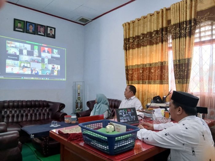 Pertegas Tata Kelola SDM, Waka Humas MTsN 4 Bungo Tekankan Aspek Proporsionalitas Kerja