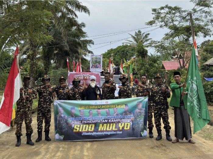 Partisipasi GP Ansor dan Banser Tunjukkan Semangat Persatuan pada Pawai HUT Ke-43 Kampung 5 Sido Mulyo Dusun Daya Murni