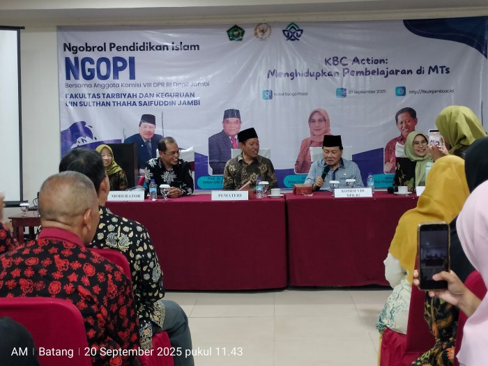 Perkuat Pendidikan Islam, MTsN 4 Bungo Hadiri Sosialisasi KBC bersama Anggota DPR RI Drs. H. Zulfikar Achmad Perkuat Pendidikan Islam, MTsN 4 Bungo Hadiri Sosialisasi KBC bersama Anggota DPR RI Drs. H. Zulfikar Achmad