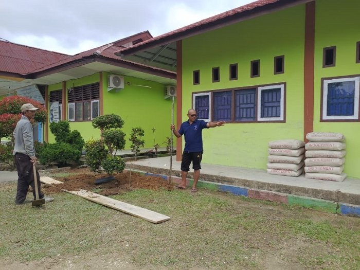 Pembangunan Pelataran MTsN 4 Bungo Hampir Selesai Pembangunan Pelataran MTsN 4 Bungo Hampir Selesai