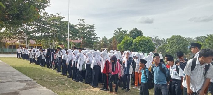 Kepala MTsN 4 Bungo Tekankan Pentingnya Menjaga Reputasi Madrasah Kepala MTsN 4 Bungo Tekankan Pentingnya Menjaga Reputasi Madrasah