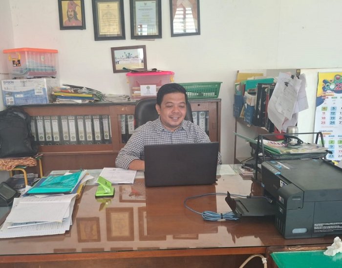 Persiapan Ramadhan 2026: Tenaga Kependidikan MTsN 4 Bungo Tetap Siaga di Madrasah