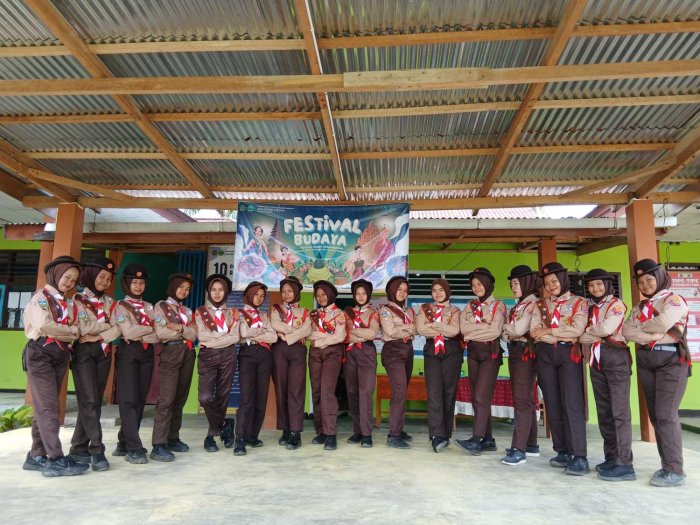 Kobaran Semangat Peserta Putri MTsN 4 Bungo Warnai Persiapan Jambore Pramuka 2025