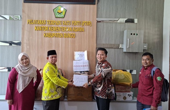 MTsN 4 Bungo Percepat Penyaluran Bantuan Kemanusiaan Untuk  Sumatera Melalui Kemenag Bungo