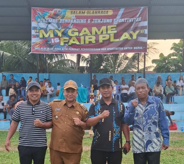 Resmi Dilantik, Camat Sobirin, SE Langsung Terjun Buka Turnamen Bola Dua Dusun Resmi Dilantik, Camat Sobirin, SE Langsung Terjun Buka Turnamen Bola Dua Dusun