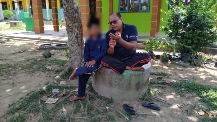 Kepala MTsN 4 Bungo Rangkul Siswa Inklusif Dengan Komunikasi Penuh Empati