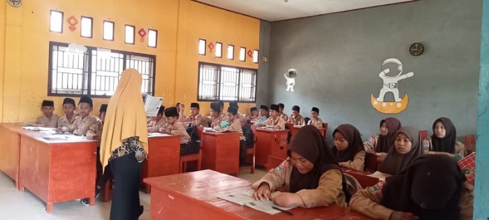 Kelas 7C Sambut Pelajaran IPS dengan Metode Belajar yang Menyenangkan