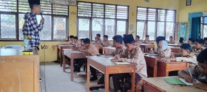 MTsN 4 Bungo Perkuat Ekstrakurikuler untuk Bentuk Karakter Siswa MTsN 4 Bungo Perkuat Ekstrakurikuler untuk Bentuk Karakter Siswa