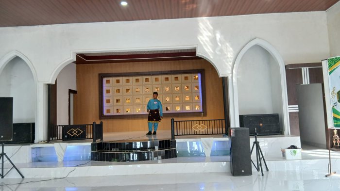 Bawakan Lagu Daerah Jambi dengan Penghayatan Tinggi, Utusan Vocal Solo MTsN 4 Bungo Pukau Panggung Kompas 2026