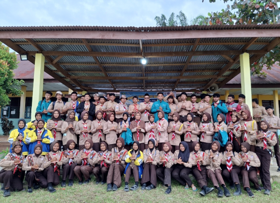 SEMANGAT DAN SEMARAK PERKEMAHAN CIKAL GALANG BERKAT (CGB) VIII MTsN 4 BUNGO TAHUN 2025 SEMANGAT DAN SEMARAK PERKEMAHAN CIKAL GALANG BERKAT (CGB) VIII MTsN 4 BUNGO TAHUN 2025