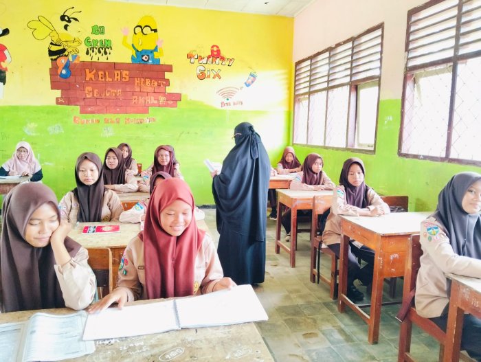 Peningkatan Mutu: Supervisi Pembelajaran BK Berlangsung di Kelas VIII A