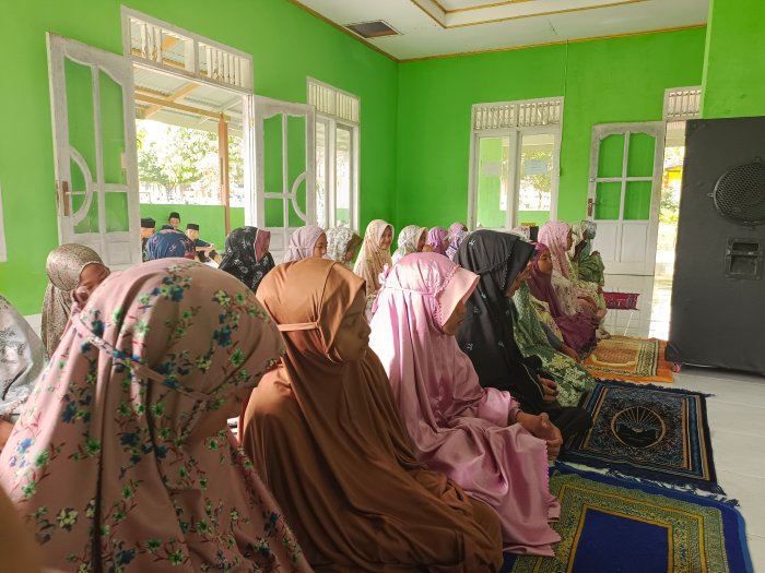 Perkuat Pemahaman Agama, MTsN 4 Bungo Gelar Kajian Fiqh Khusus Perempuan Selama Ramadan Perkuat Pemahaman Agama, MTsN 4 Bungo Gelar Kajian Fiqh Khusus Perempuan Selama Ramadan