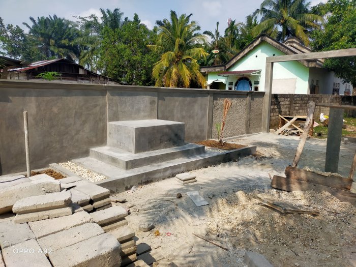 MTsN 4 Bungo Berbenah : Bangun Taman untuk Dukung Pembelajaran