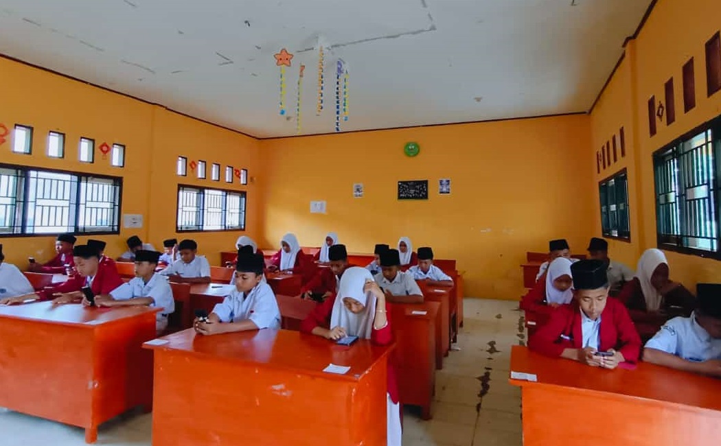 ASESMEN SUMATIF GASAL HARI PERTAMA DI MTSN 4 BUNGO SUKSES